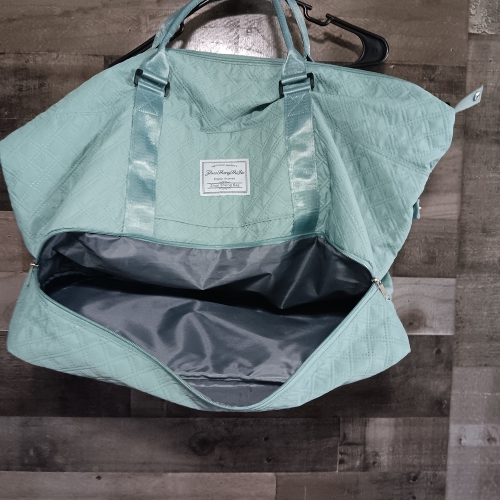 Light Blue Quilted Women's Bag - Picture 2 of 8